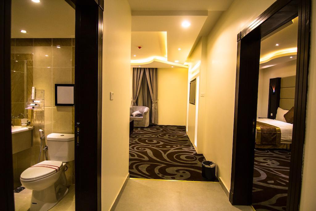 Rest Night Hotel Suites - Al Moroj Rijád Pokoj fotografie